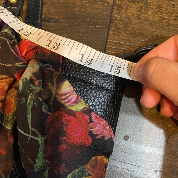 Black purse - Picture 10 of 10